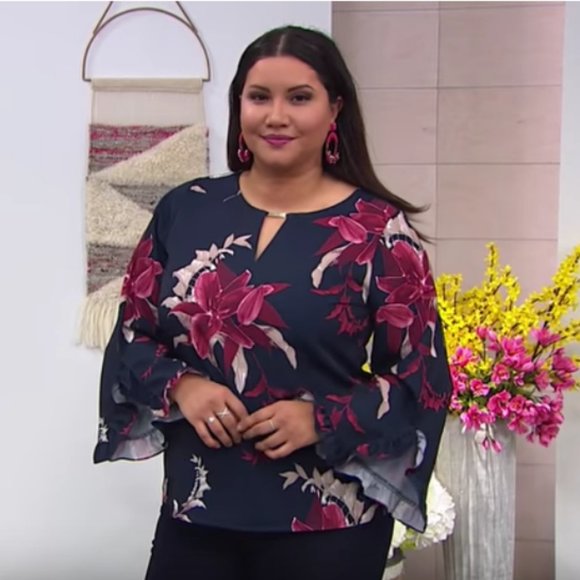 DG2 by Diane Gilman Floral Keyhole Ruffle Sleeve Blouse - Picture 1 of 3